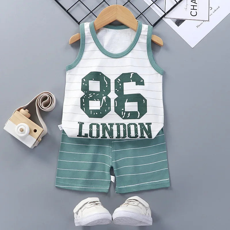 Kids summer outfit set featuring a cotton sleeveless tank top and shorts with a London print and striped pattern.